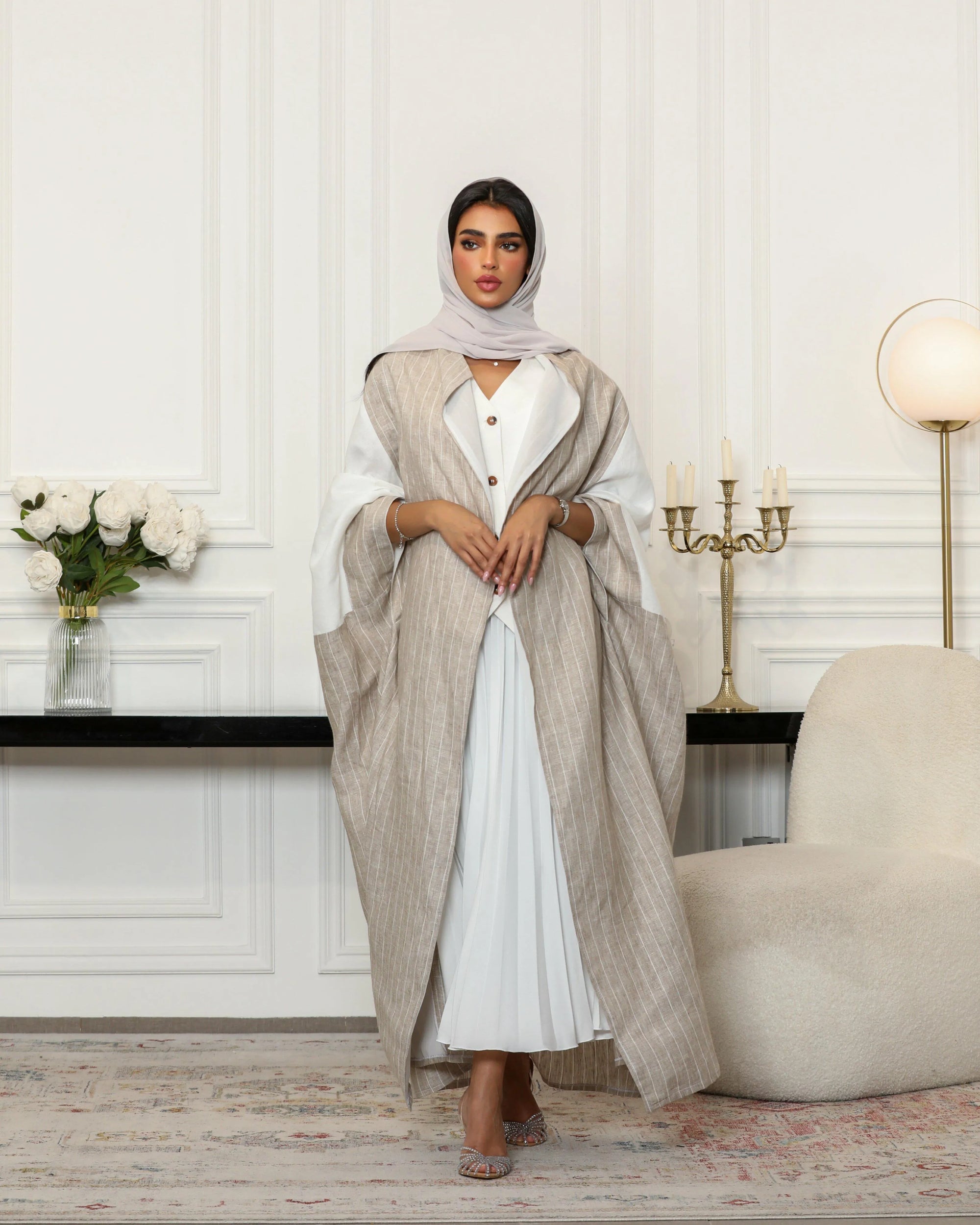 Beige striped linen bisht abaya
