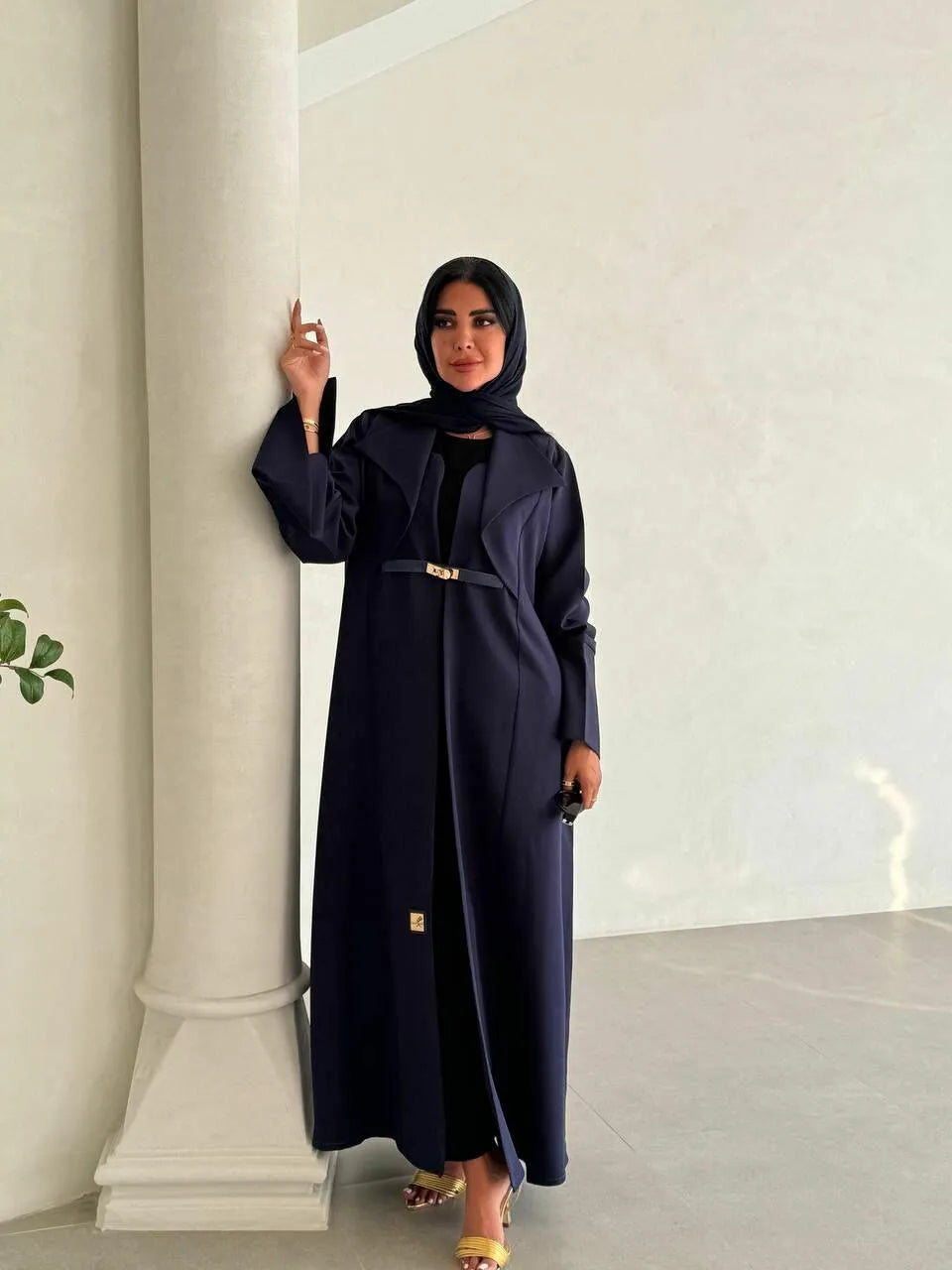 Navy crepe abaya with belt