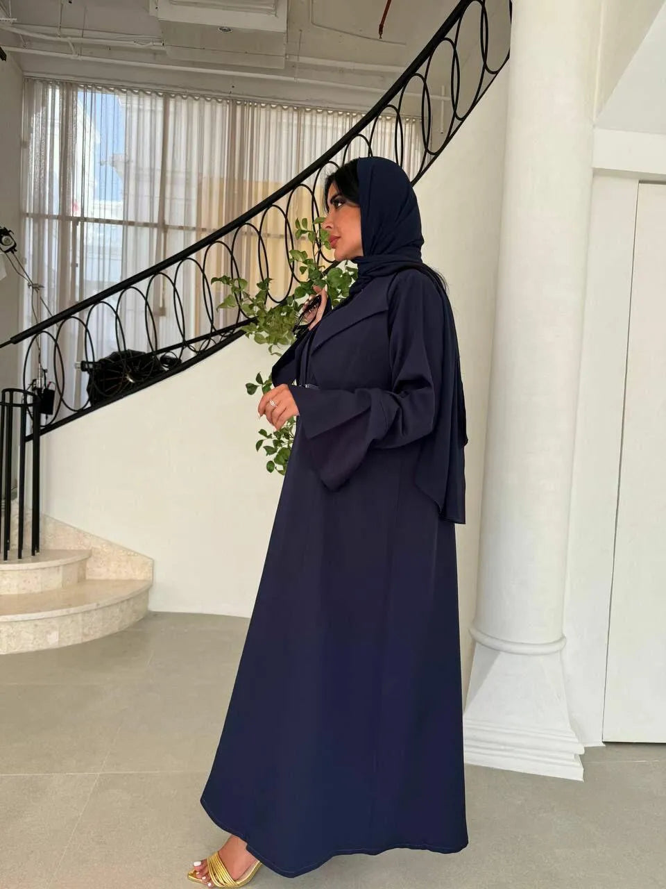 Navy crepe abaya with belt