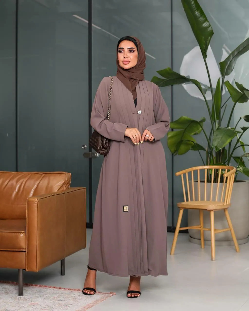 Brown crepe abaya with pleats on the front