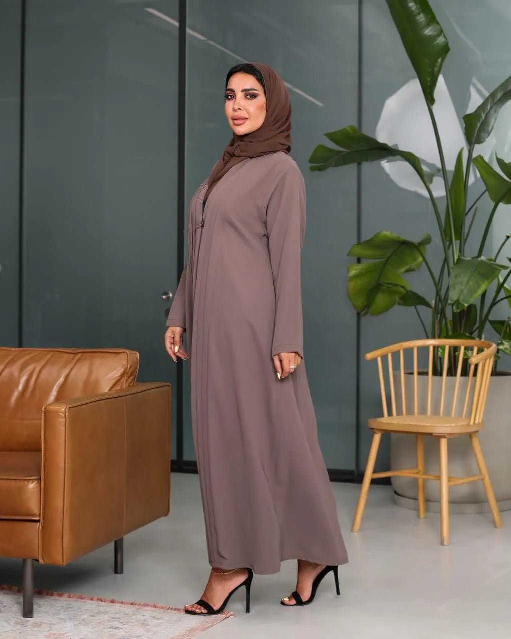Brown crepe abaya with pleats on the front