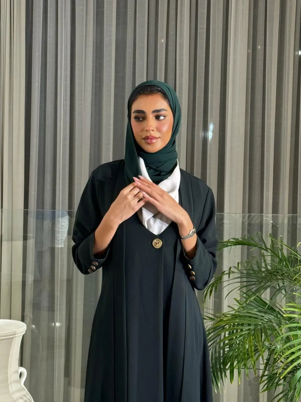 Dark green crepe blazer abaya