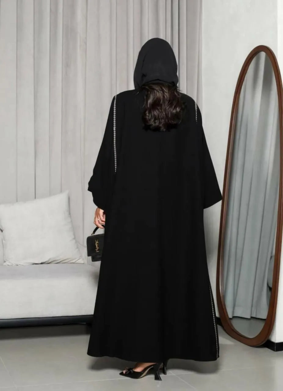 Black crepe abaya with beige lining -free size