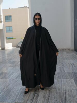 Black Trenchcoat lined with gray chiffon-free size