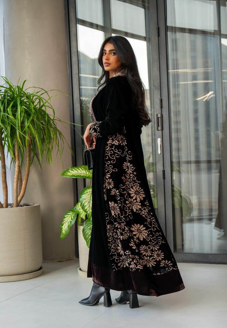 Black and beige velvet abaya with embroidery