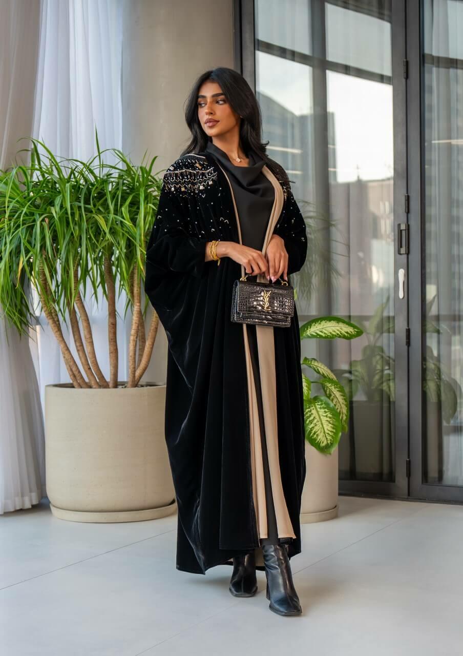 Black velvet bisht abaya with embroidery-free size
