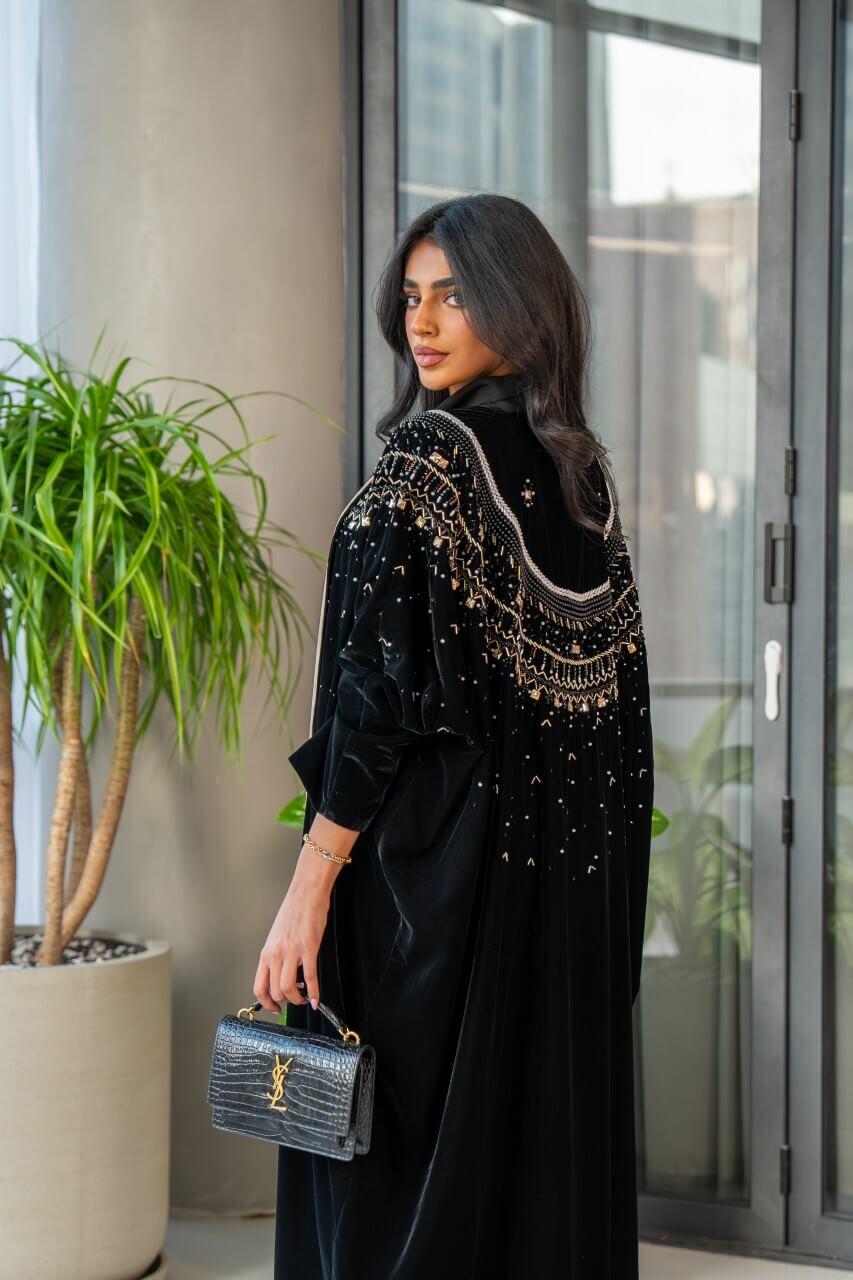 Black velvet bisht abaya with embroidery-free size