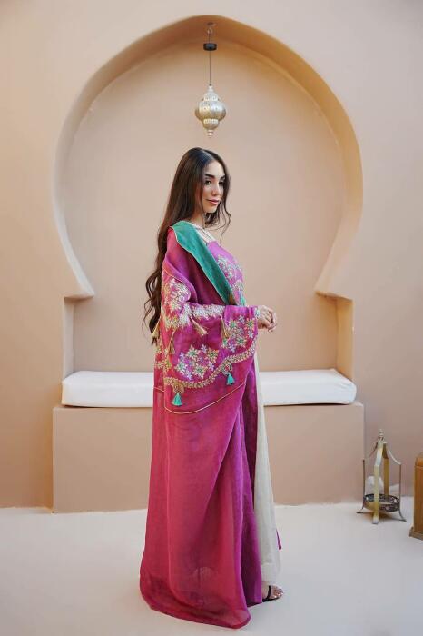 Pink burlap bisht abaya with pink and beige linen dress