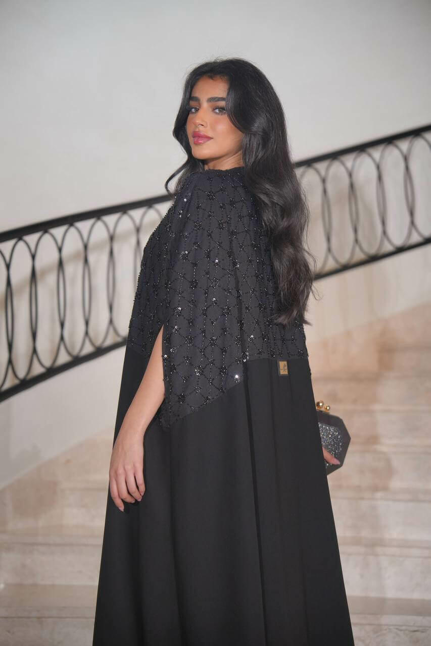 Black linen daraa with hand embroidery with raw crepe fusion