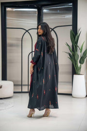 Black linen abaya  lined in burgundy with embroidery