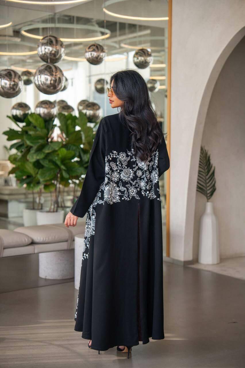 Black Cuban crepe with a jacquard fabric abaya with white embroidery-free si