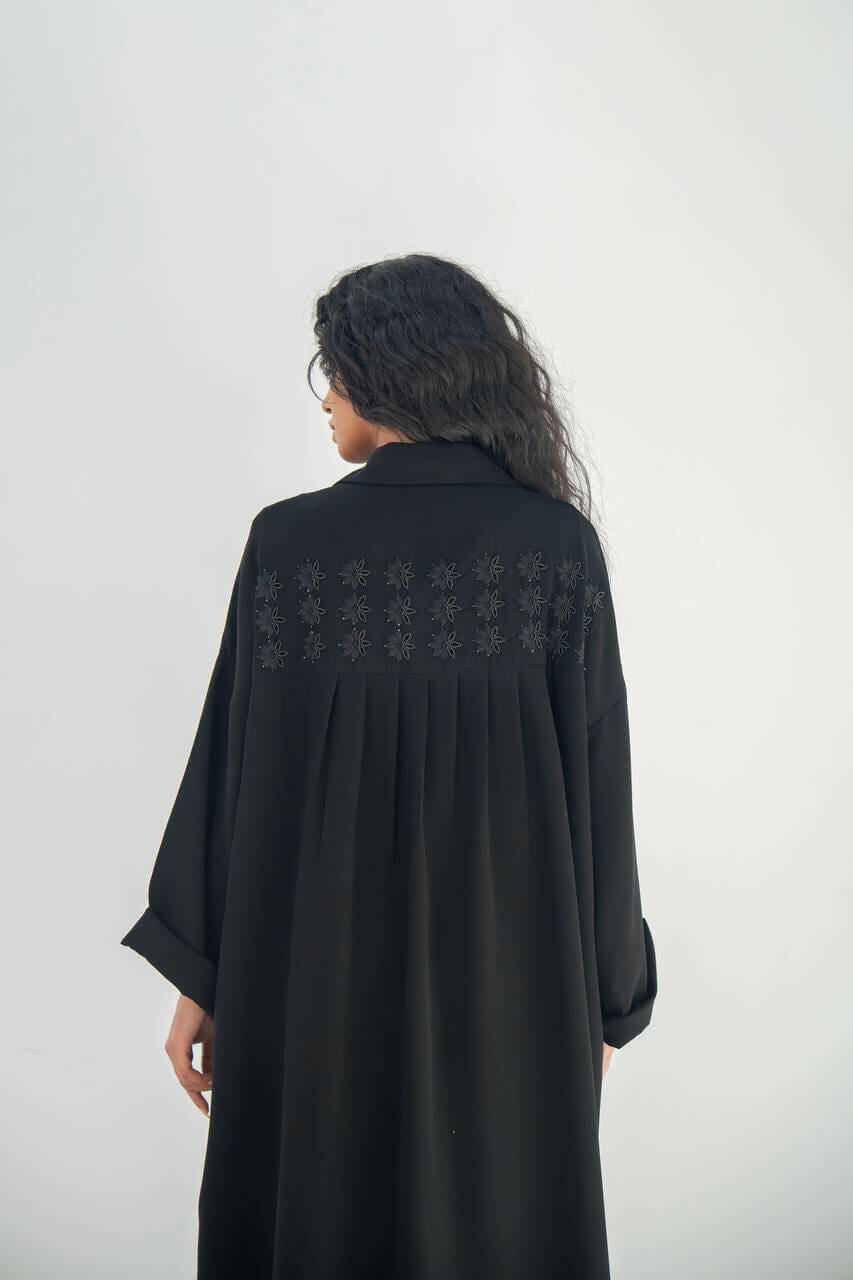 Black crepe practical abaya with hand embroidery and sophisticated touch-free size