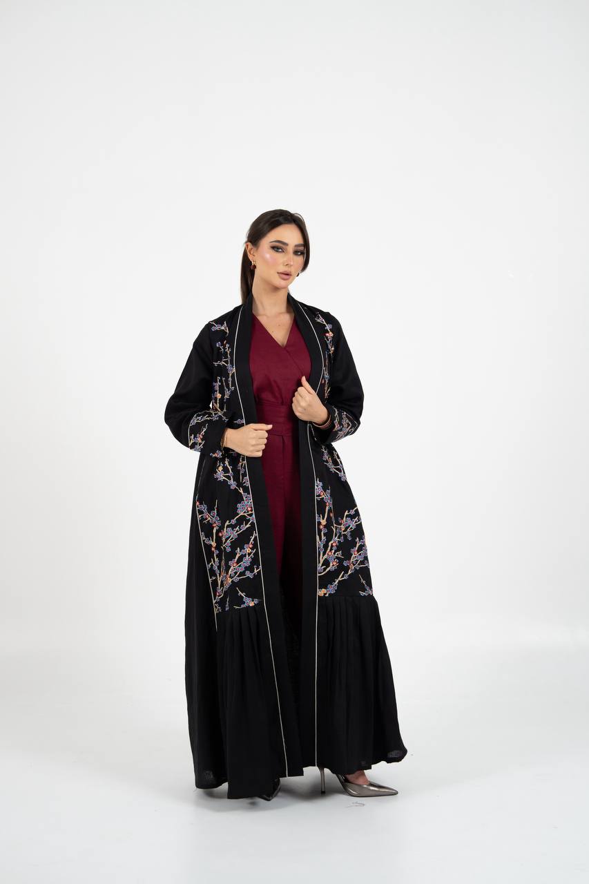Linen abaya in black with embroidery