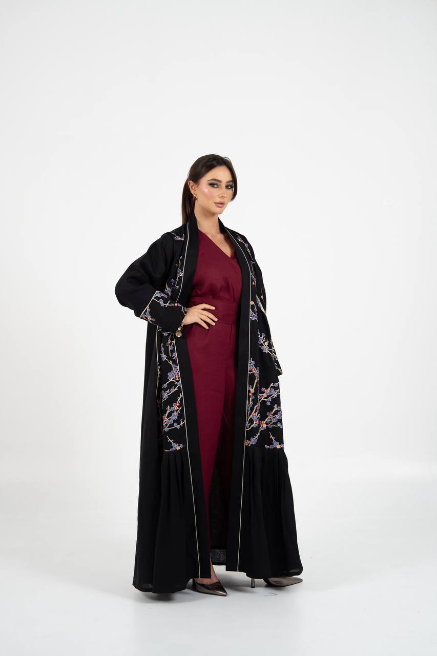 Linen abaya in black with embroidery