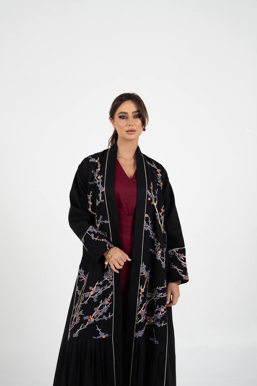Linen abaya in black with embroidery