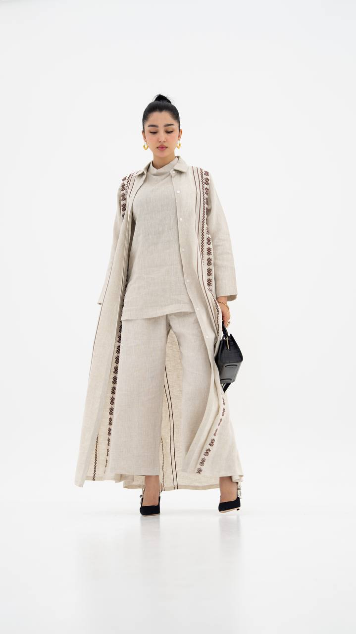 Beige linen abaya with embroidery (1924)