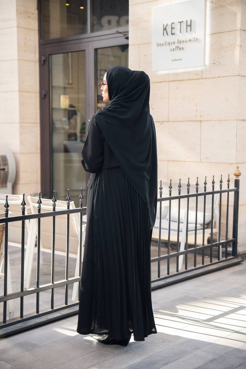 Black crepe blazer abaya with pleated cloche