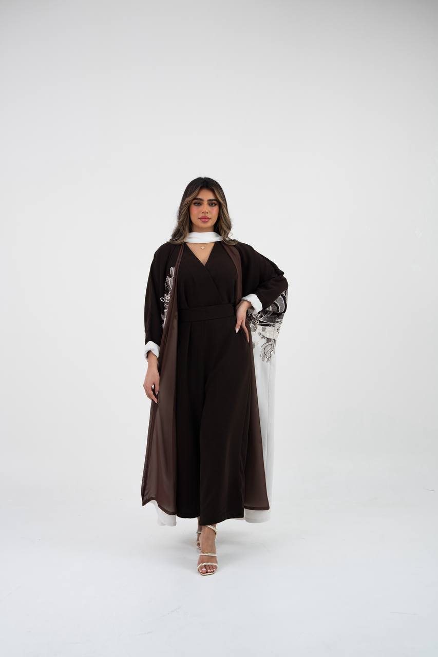 A crepe bisht abaya with embroidery
