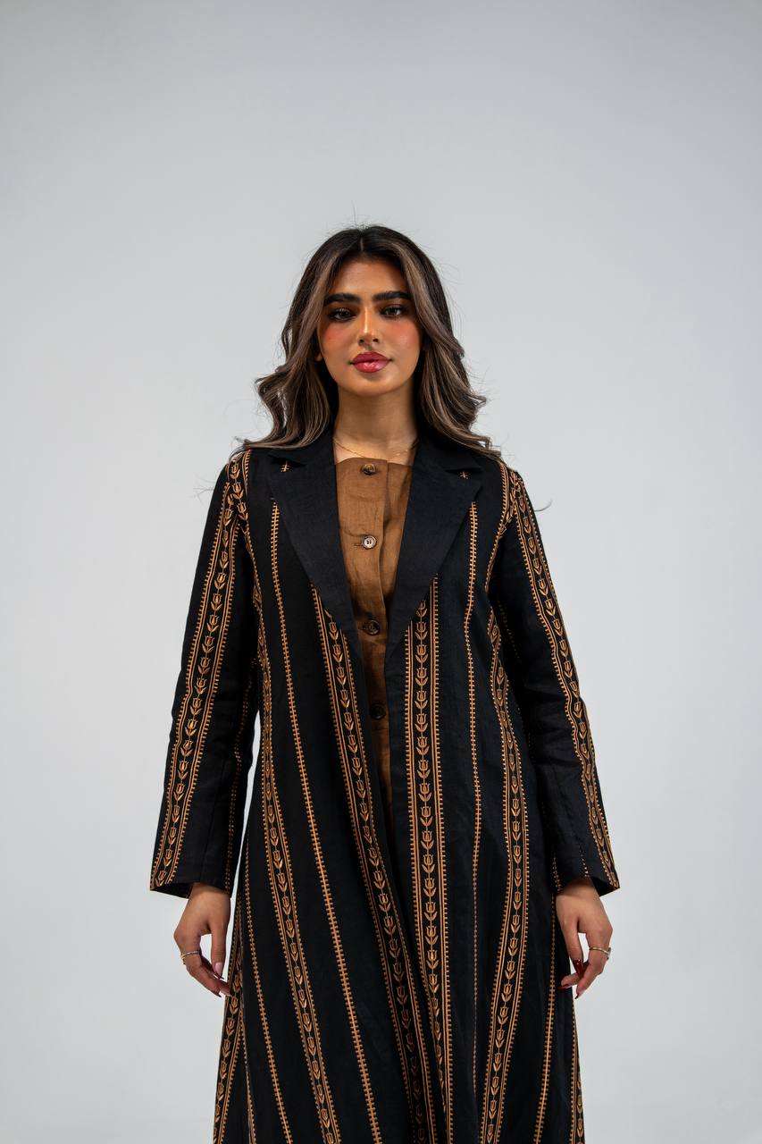 Linen abaya in black with embroidery