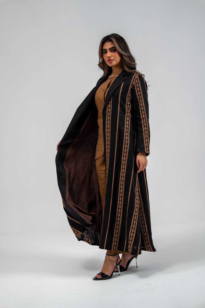 Linen abaya in black with embroidery