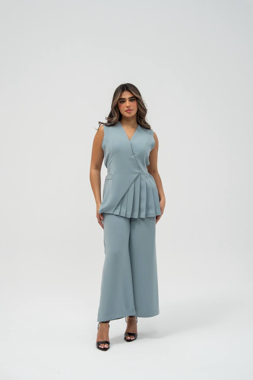 Vest and trousers set, sky blue crepe