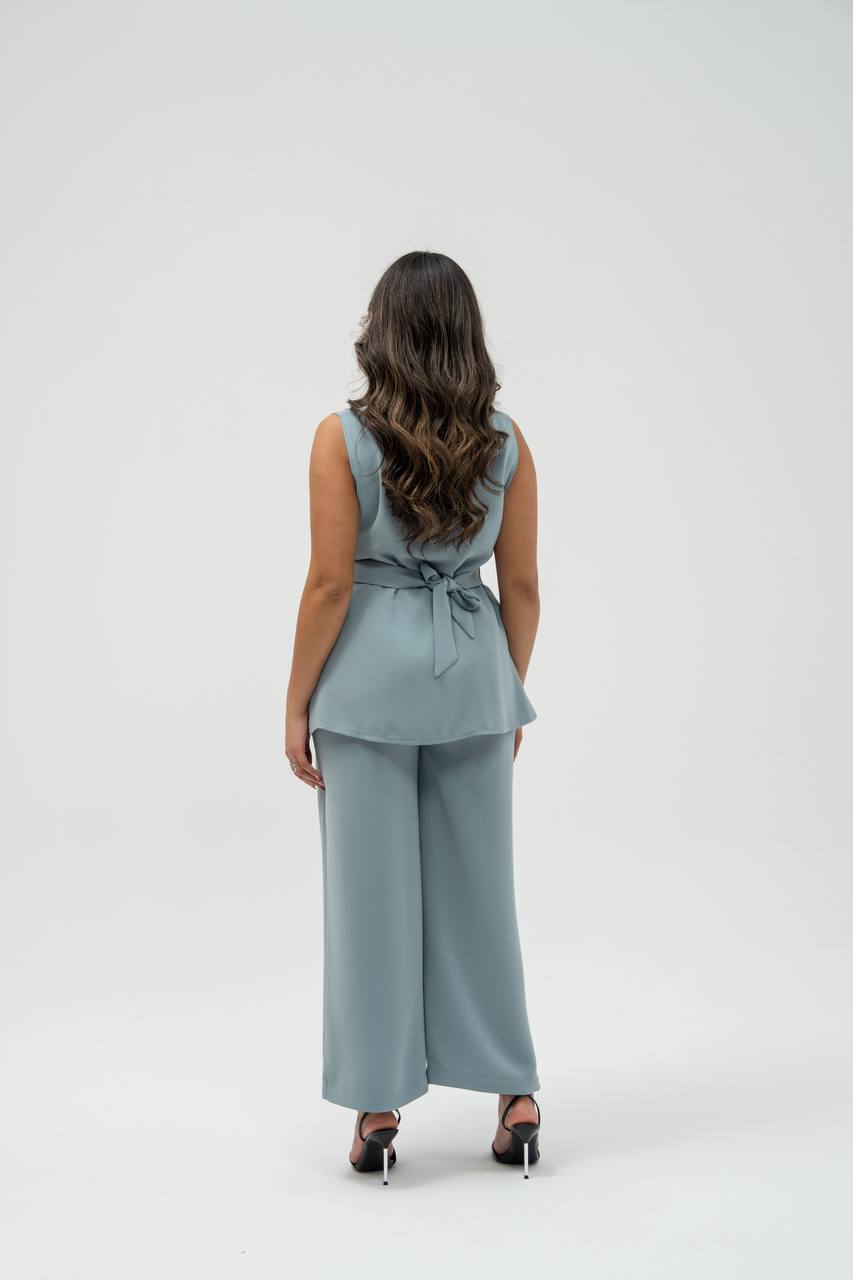 Vest and trousers set, sky blue crepe