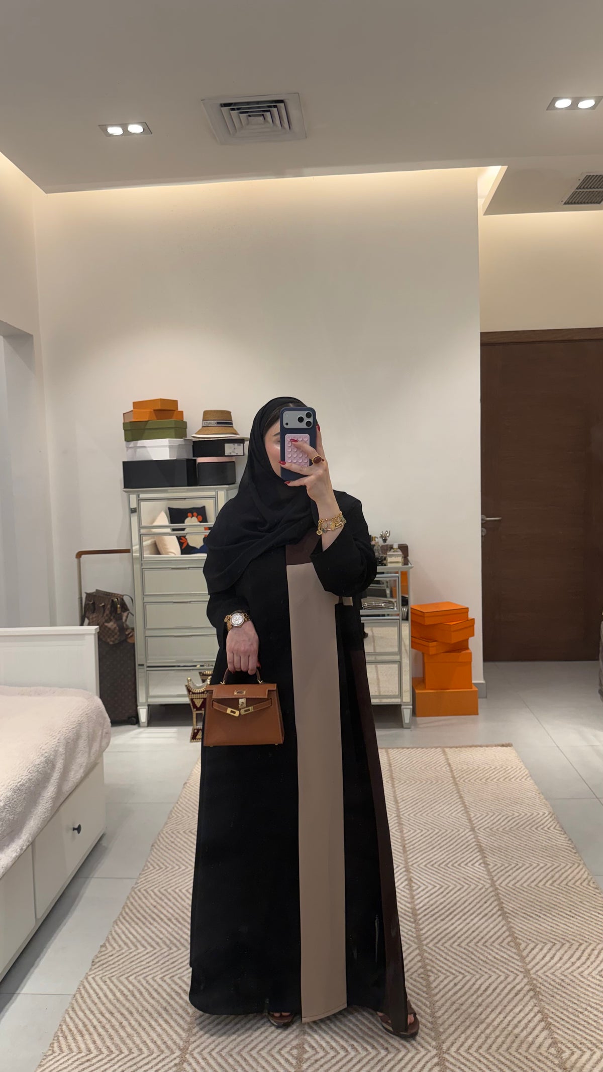 Black Crepe Abaya with Brown and Beige Details –2075