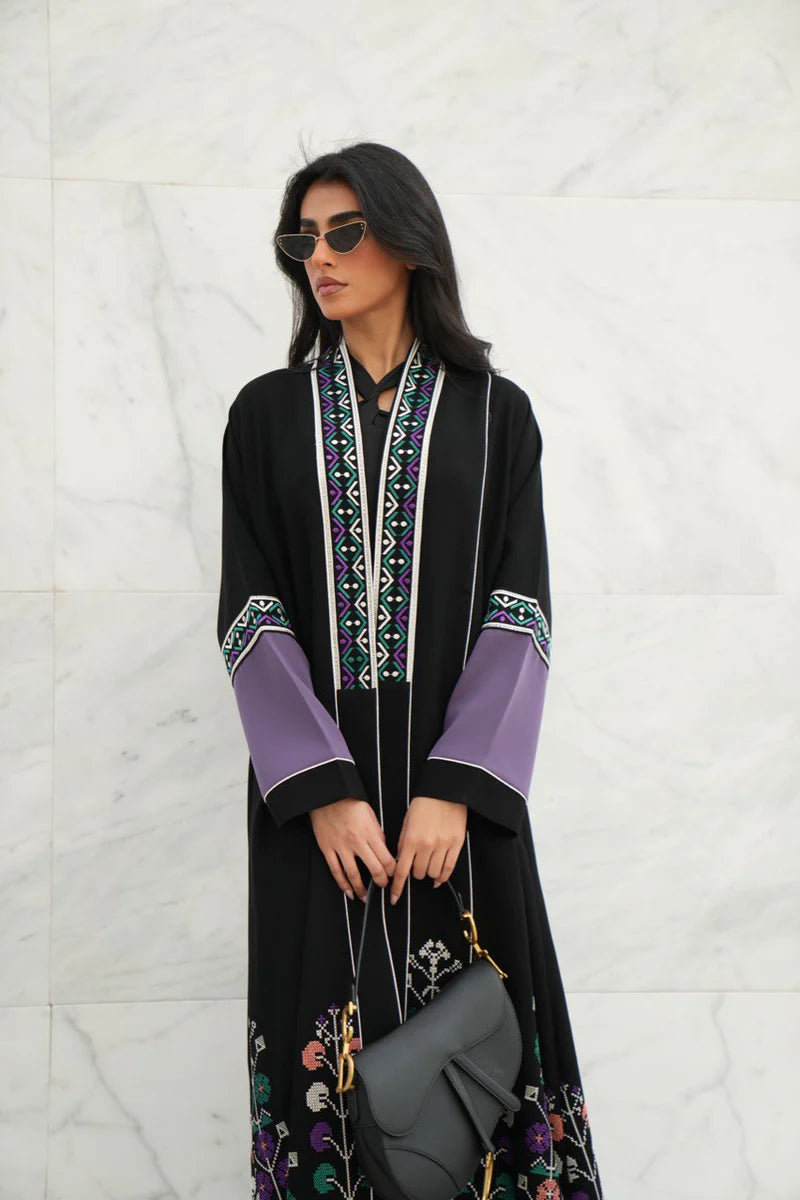 ABAYA CREPE WITH EMBROIDERY C:6379