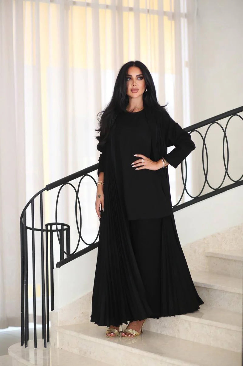Crepe Abaya with plissé cloche breaks C:6520