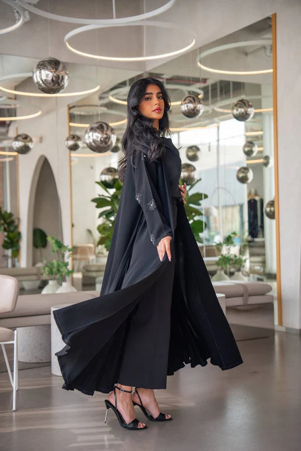 Black crepe abaya with pleats on the sides. C:6629 Black