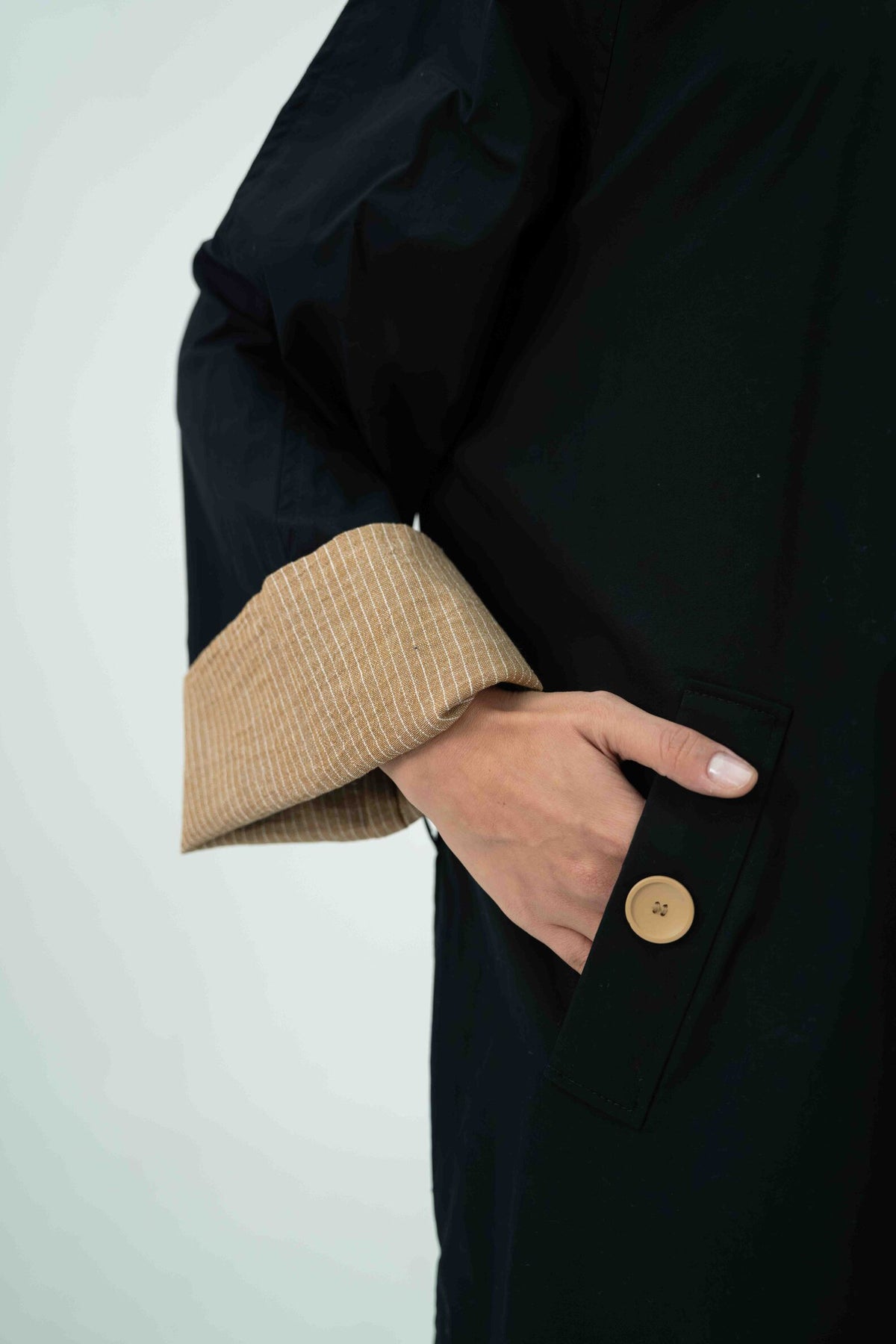 Black Trench Coat Abaya with Beige Striped Lining - 2044