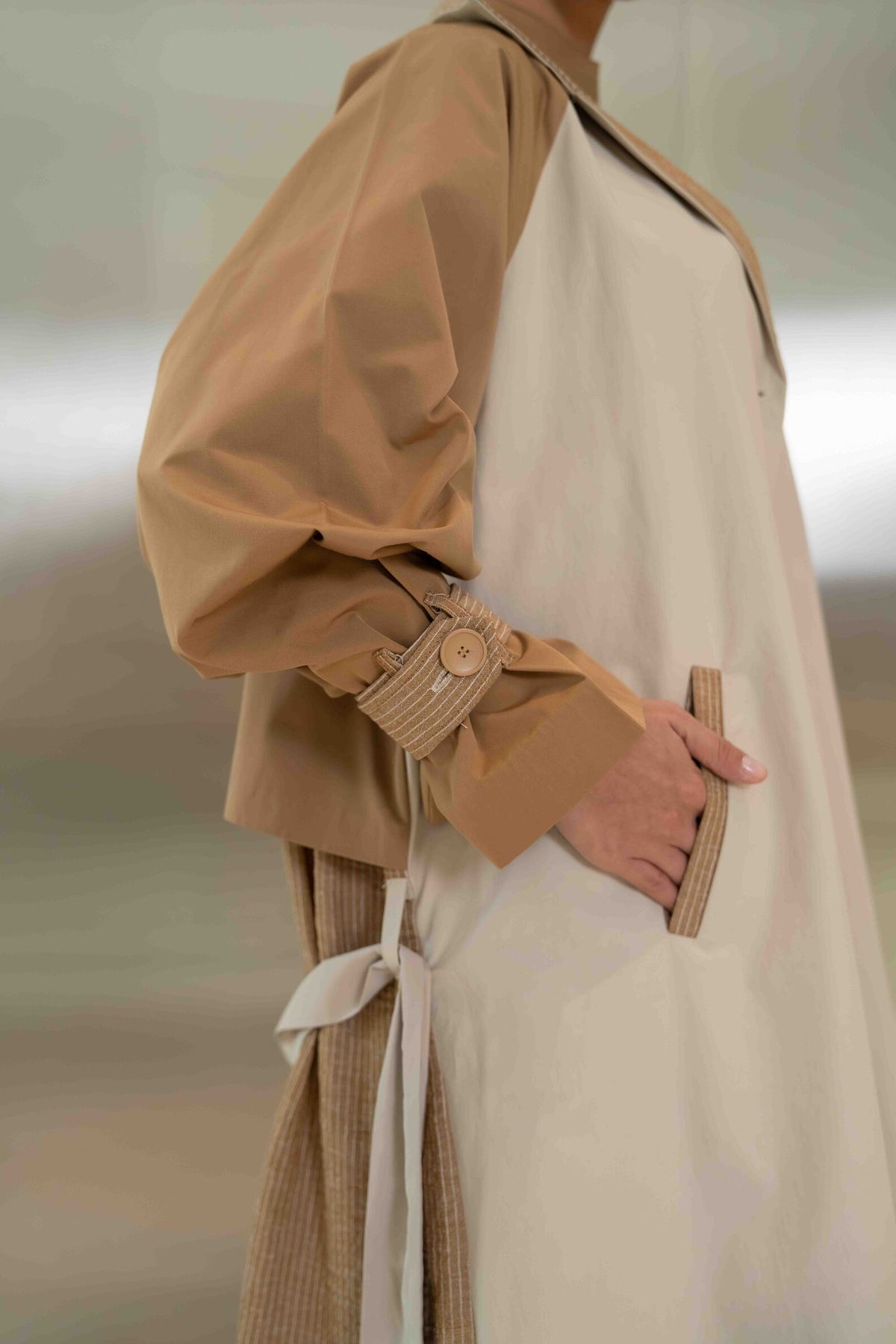 Beige & Light Beige Striped Trench Coat Abaya – 2061