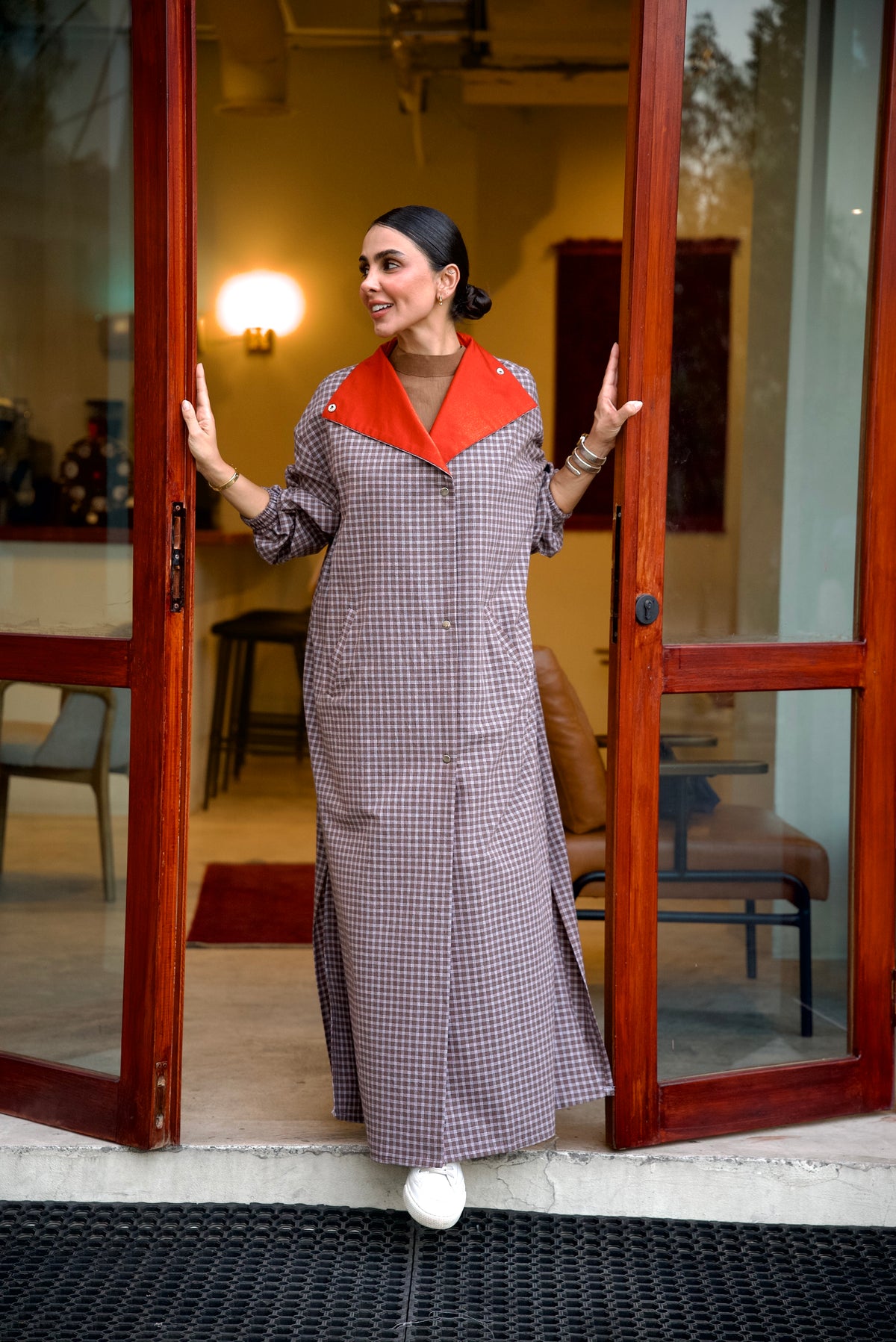Brown Checkered Linen Abaya (Full set)– 2020