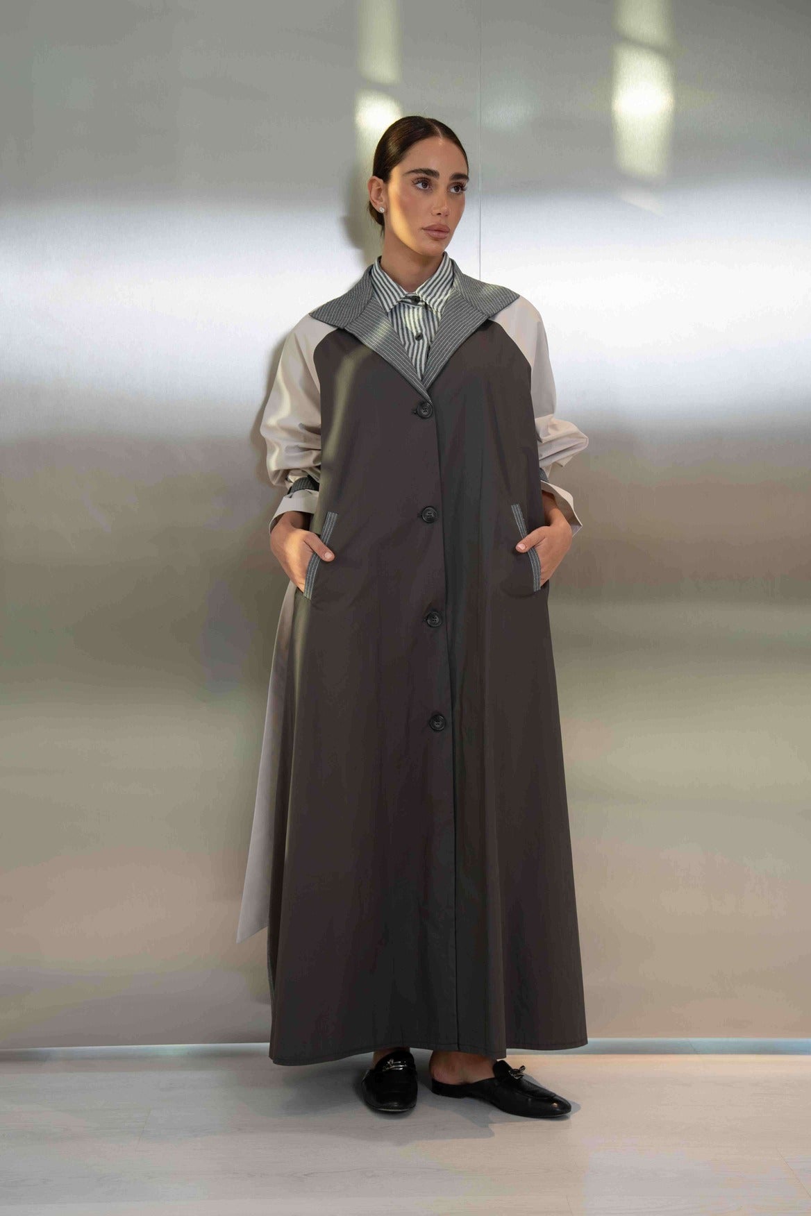 Grey & Beige Trench Coat Abaya – 2052