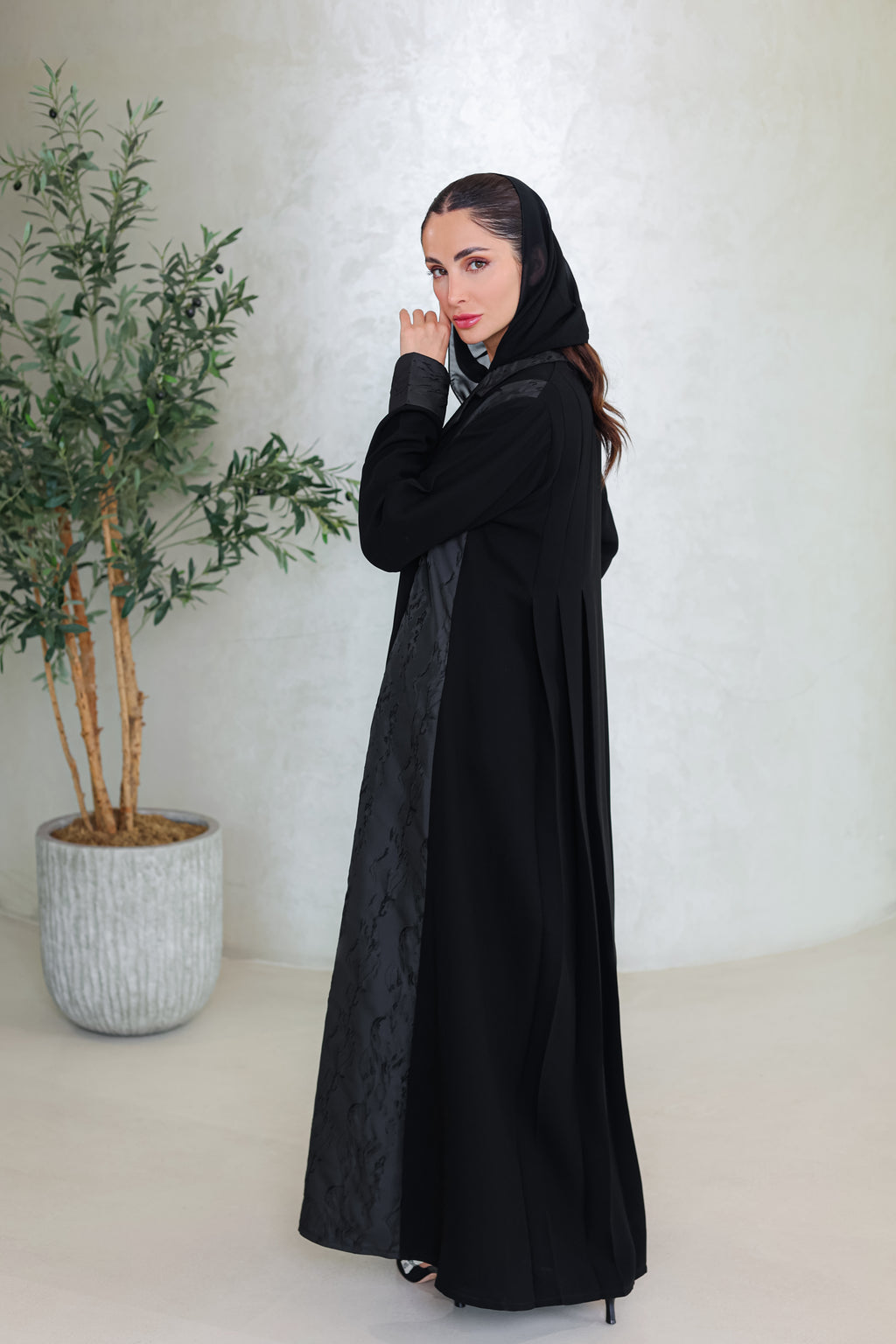Noir Elegance
