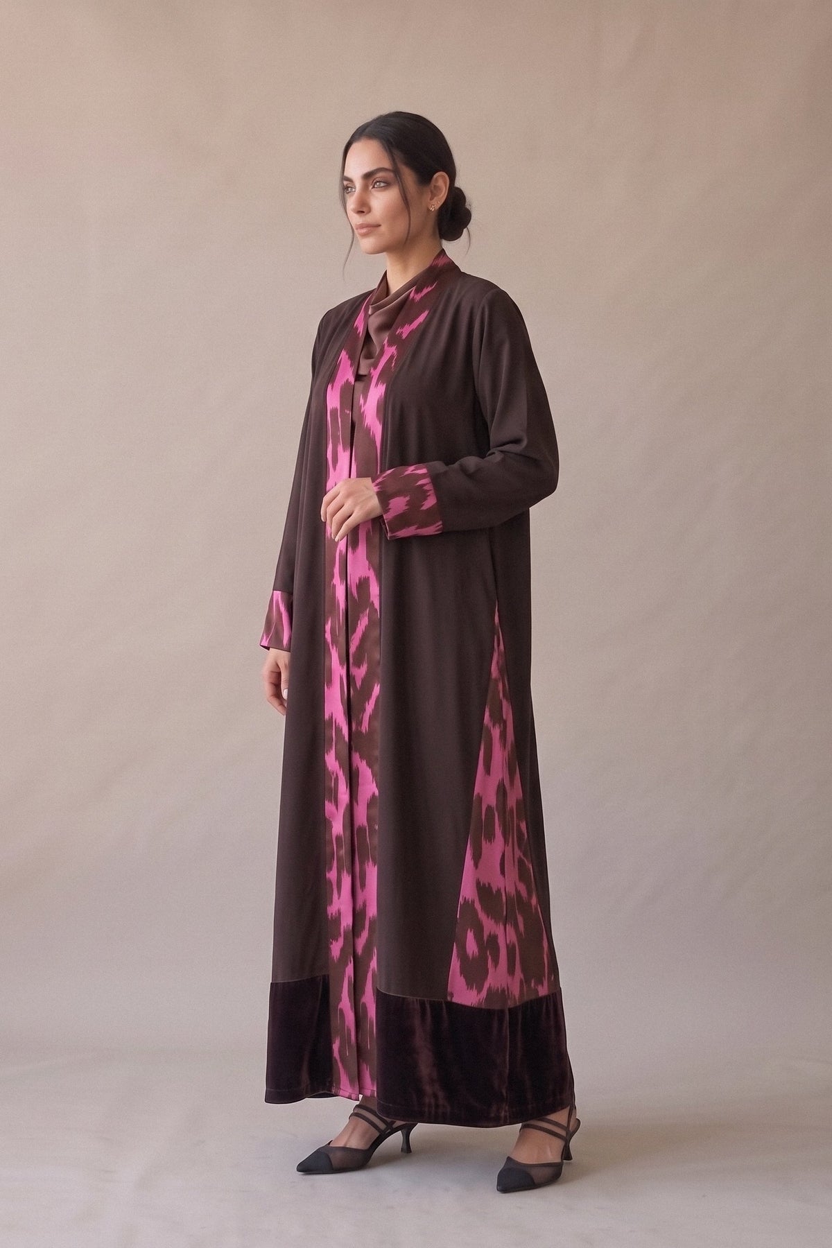 Brown Velvet Abaya – 2071