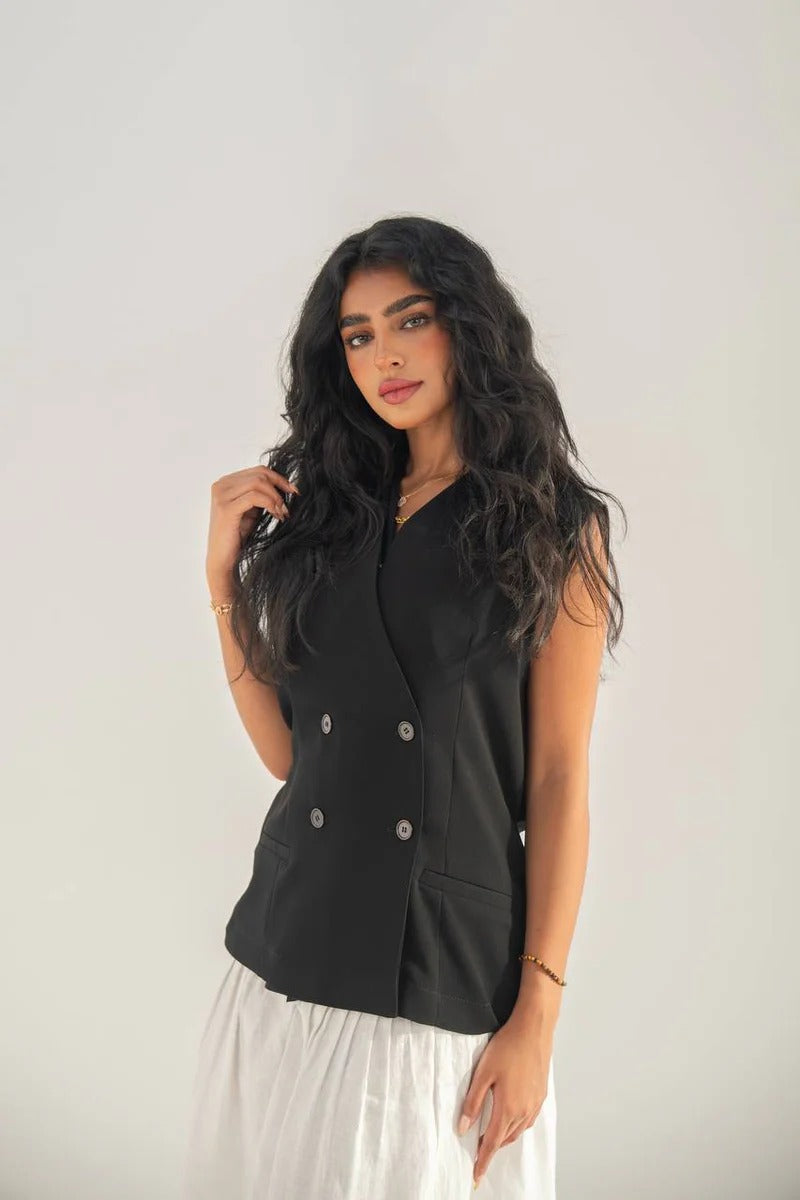 Black crepe vest with linen skirt C:208