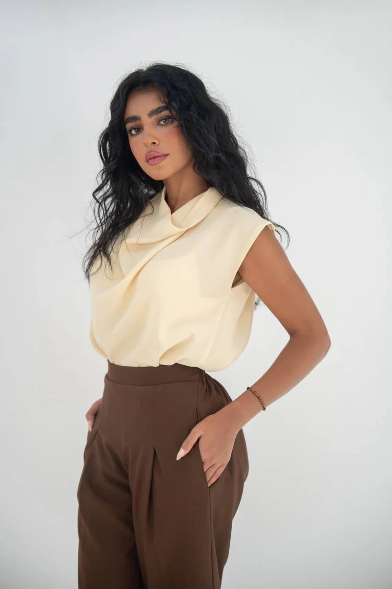 Blouse & Linen Beige brown SetC:150