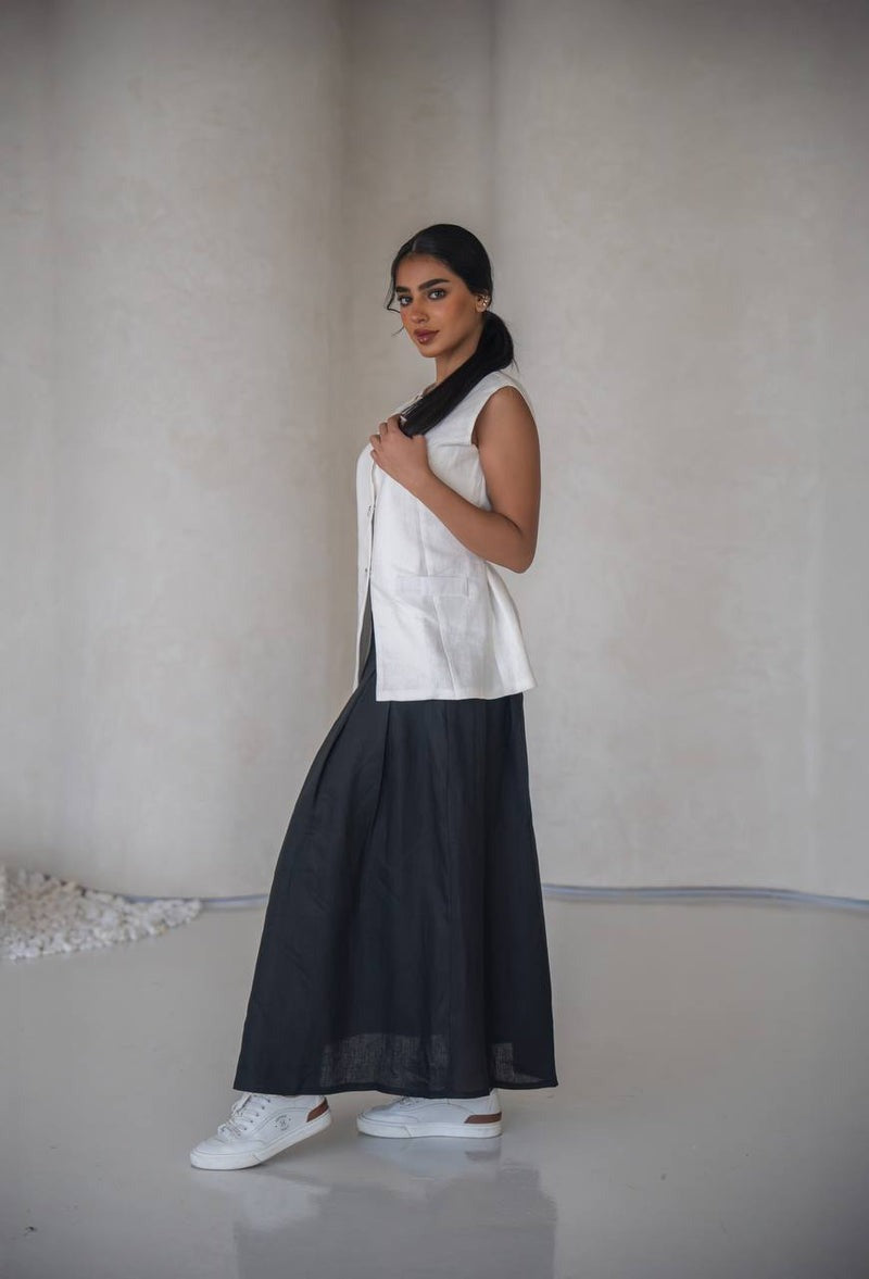 Linen vest and skirt set, C:204 White-Black