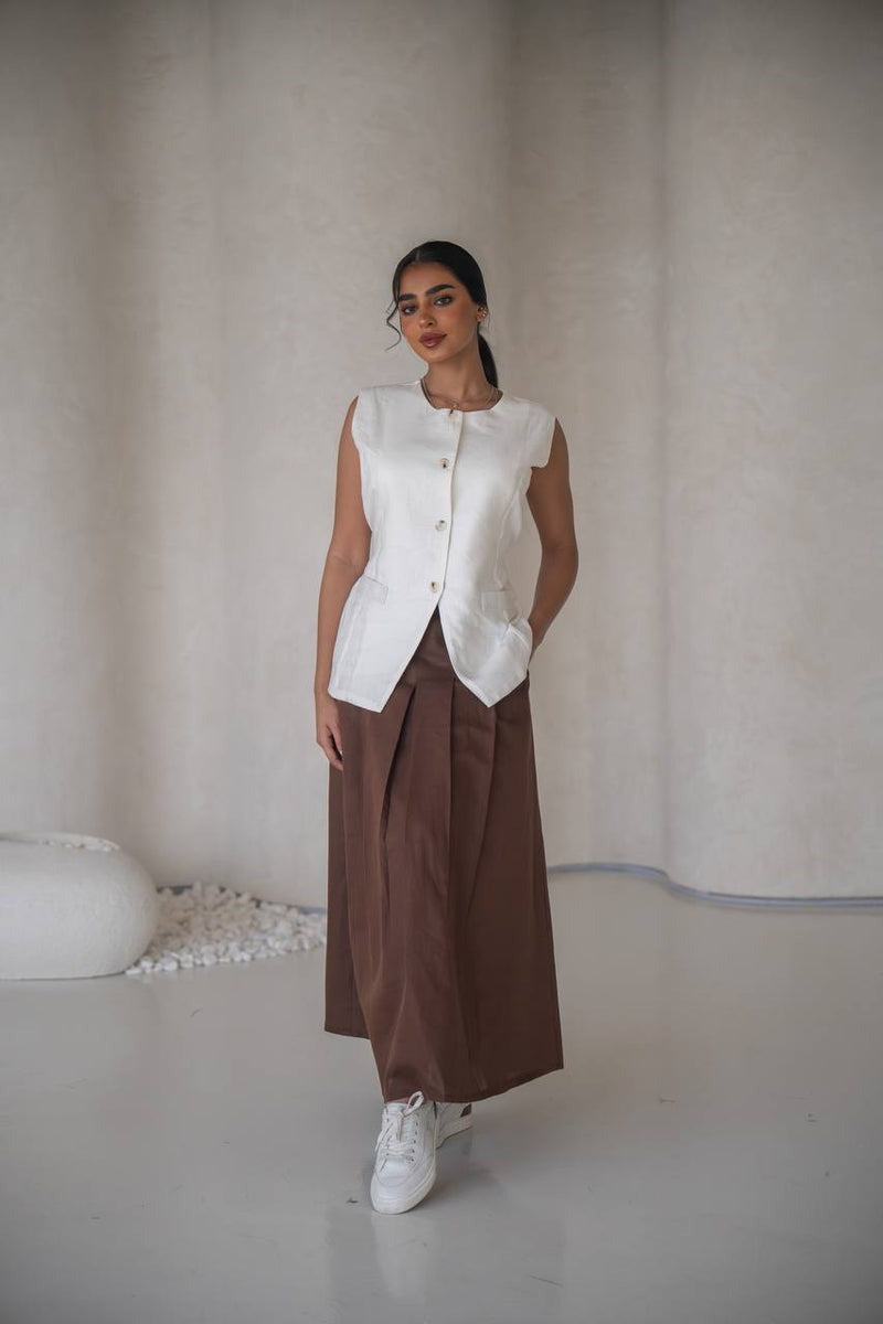 Linen vest and skirt set. C:204 white-brown