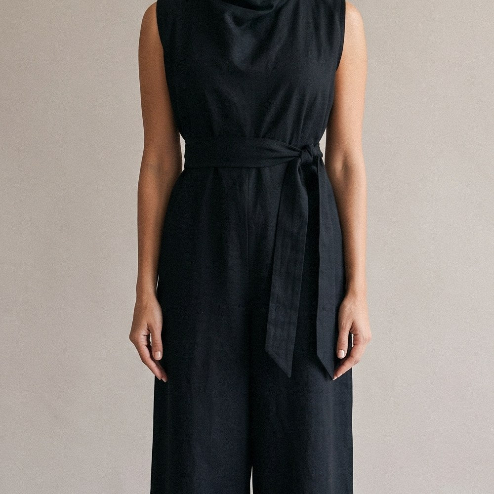 Close-up of the tie at the waist of the Black Linen Jumpsuit.