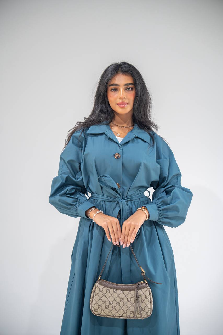 Free size trench coat in blue. C:6685 Blue