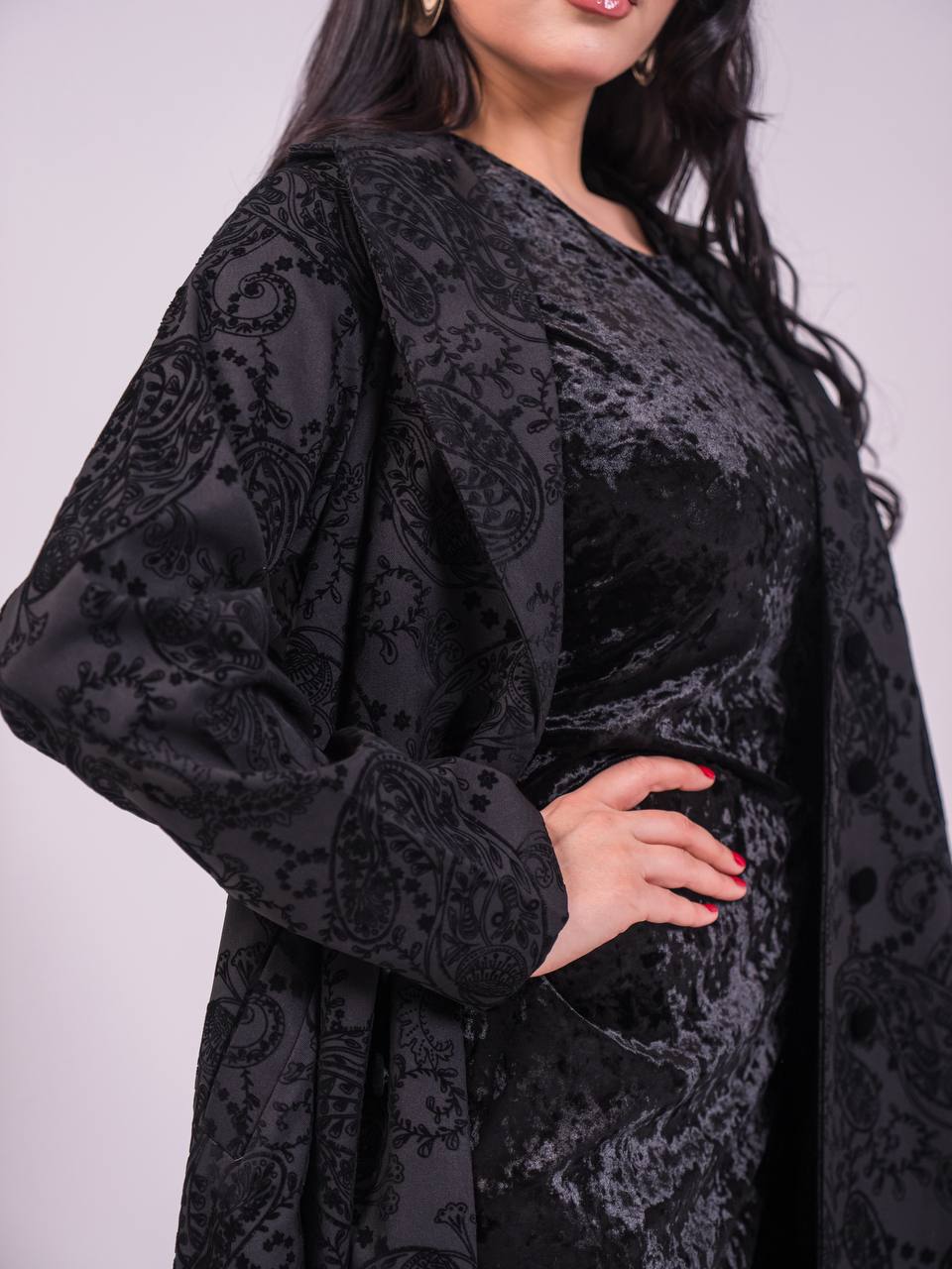 Blazer abaya in printed crepe fabric, in black.C:6732