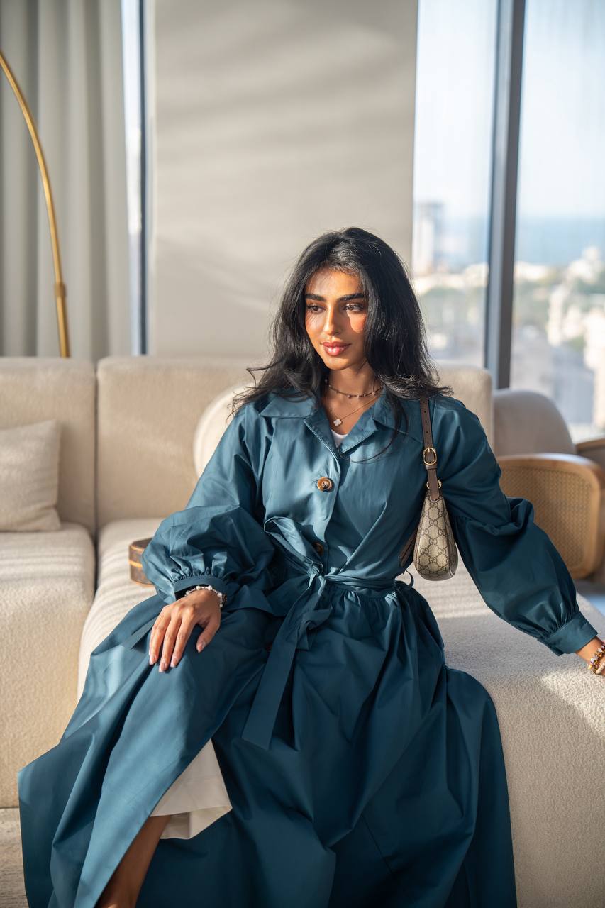 Free size trench coat in blue. C:6685 Blue