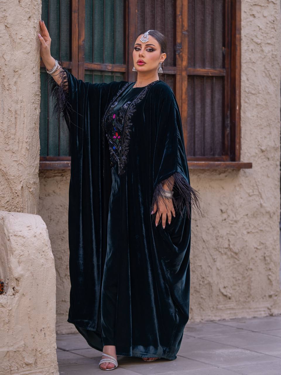 A set of bisht and dress, velvet in olive green with hand embroidery..C:6716