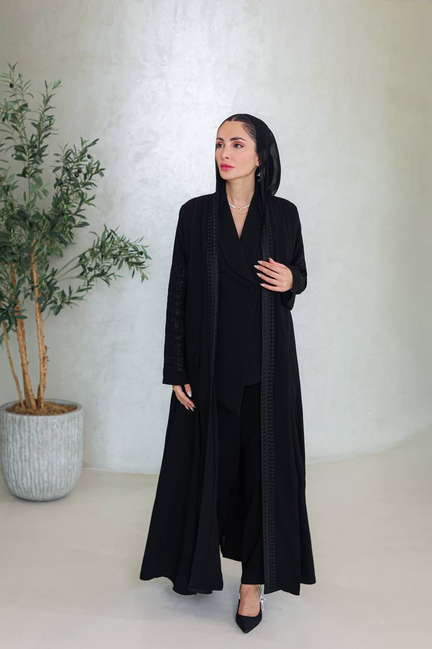 Black crepe abaya with embroidery C:6674