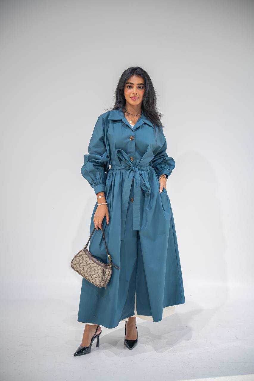 Free size trench coat in blue. C:6685 Blue