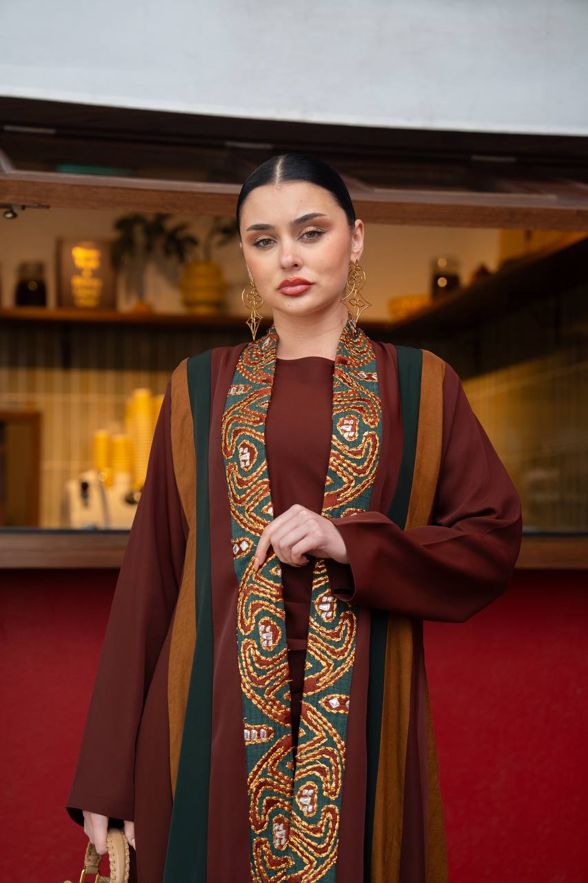 Crepe abaya with linen in brown and camel colors .C:6742