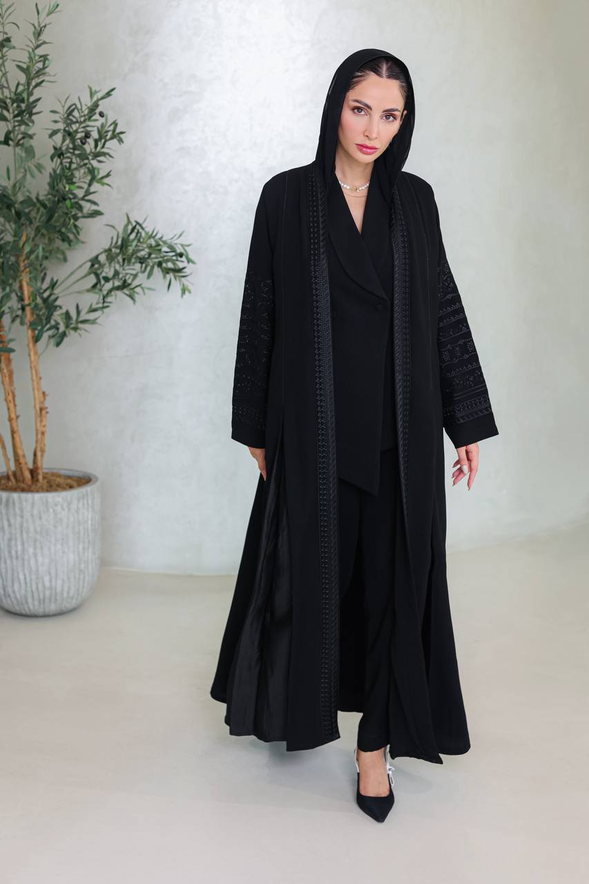 Black crepe abaya with embroidery C:6674