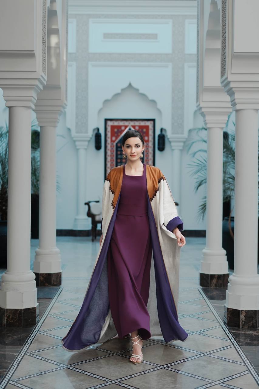 Linen abaya in light beige color C:6599 (Free size)